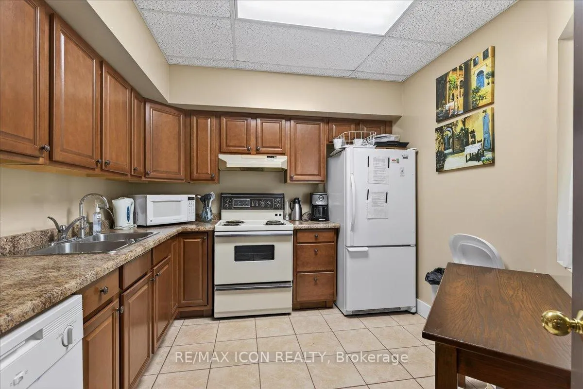Photo 27 of Unit 309, 265 Westcourt Place, Waterloo — HOMEH