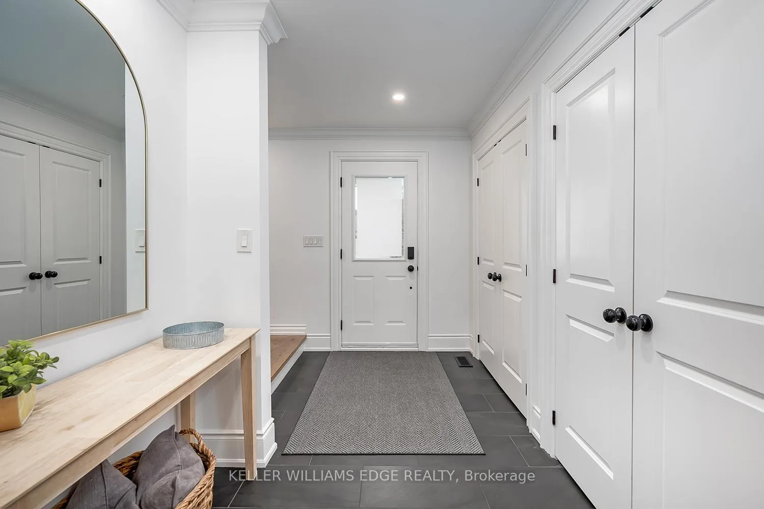 Photo 4 of 289 Belvenia Road, Burlington, Shoreacres — HOMEH