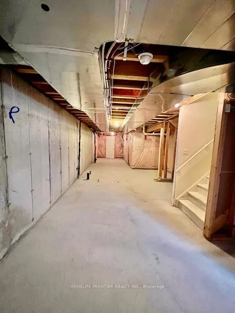 Photo 20 of 101 Alexie Way, Vaughan, Vellore Village — HOMEH