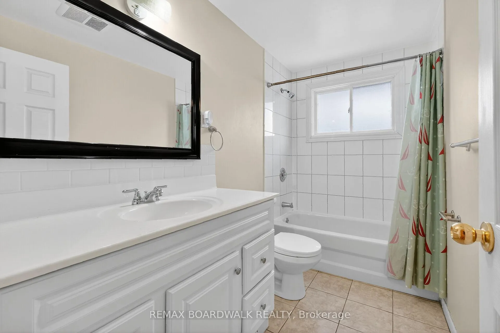 Photo 25 of 2666 Regina Street, Ottawa, Britannia — HOMEH