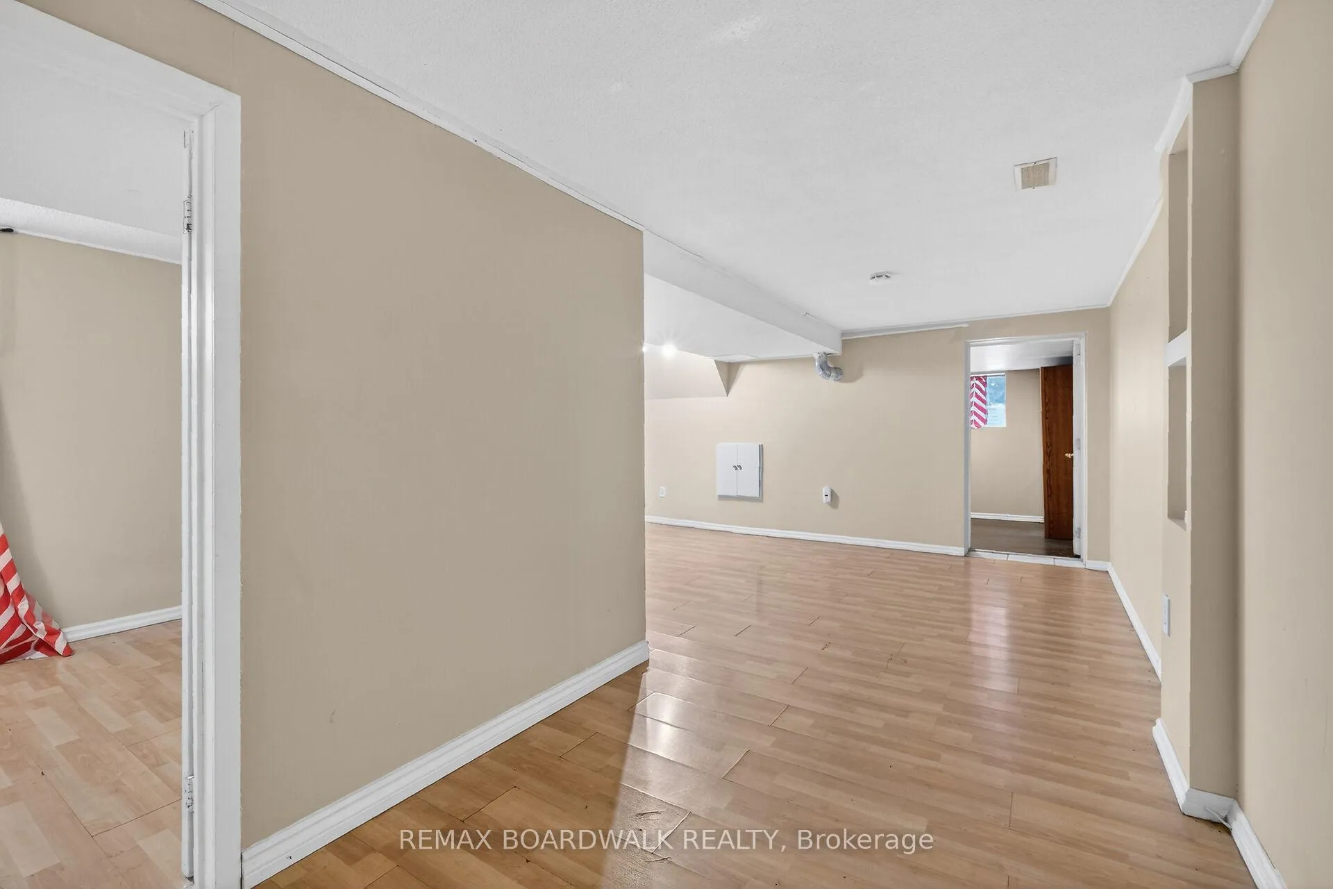 Photo 36 of 2666 Regina Street, Ottawa, Britannia — HOMEH