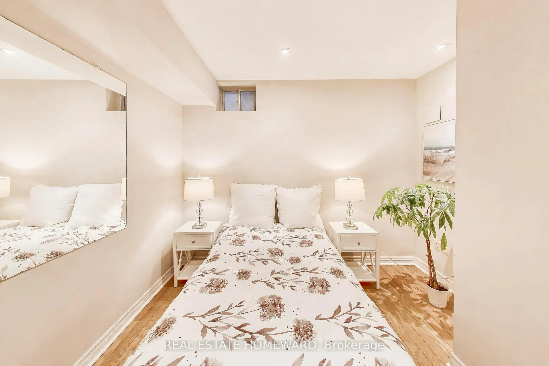 Photo 32 of 80 Hogarth Avenue, Toronto, North Riverdale — HOMEH