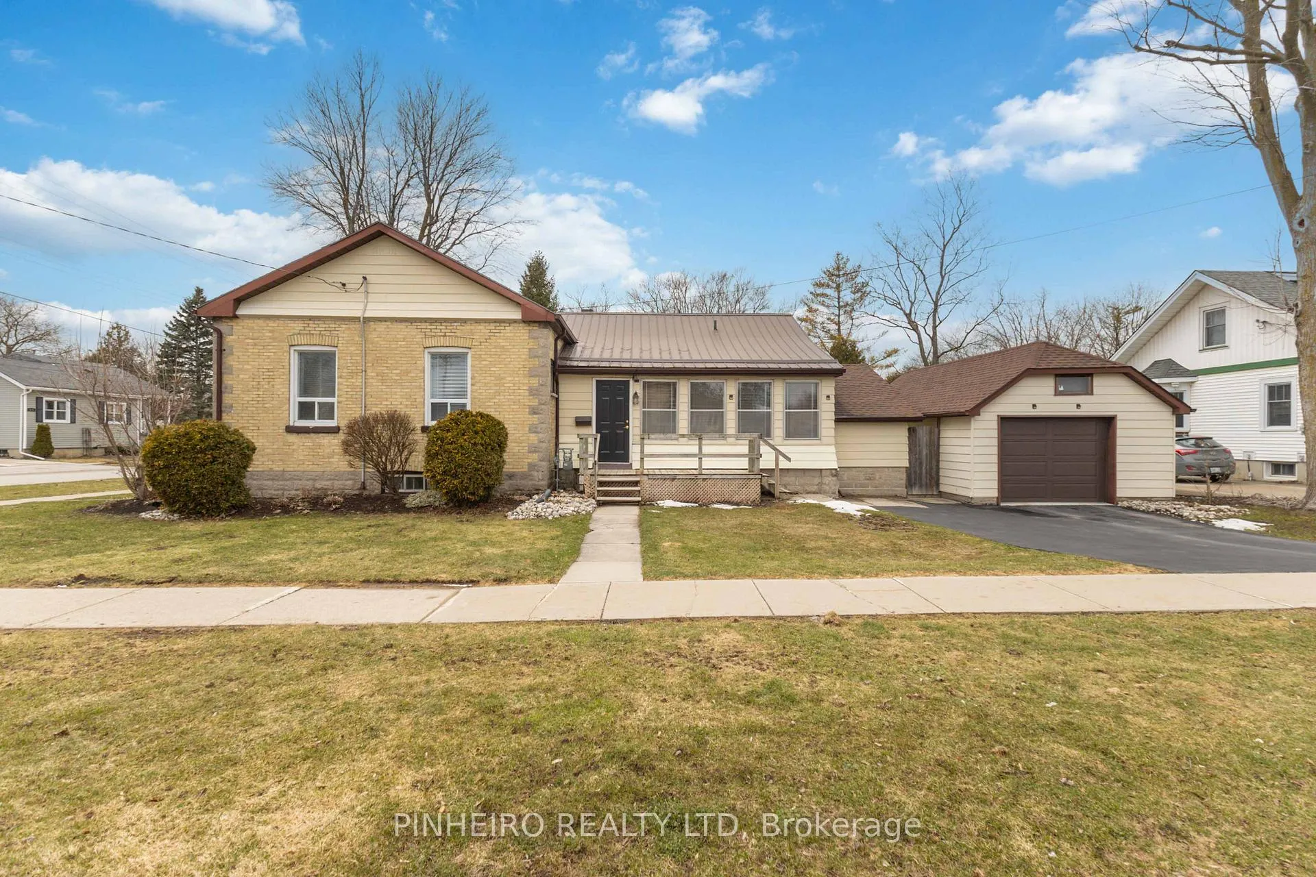 Photo 1 of 46 Gidley Street W, South Huron, Exeter — HOMEH