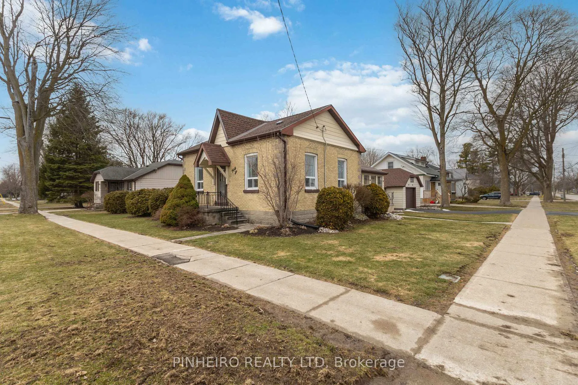 Photo 31 of 46 Gidley Street W, South Huron, Exeter — HOMEH