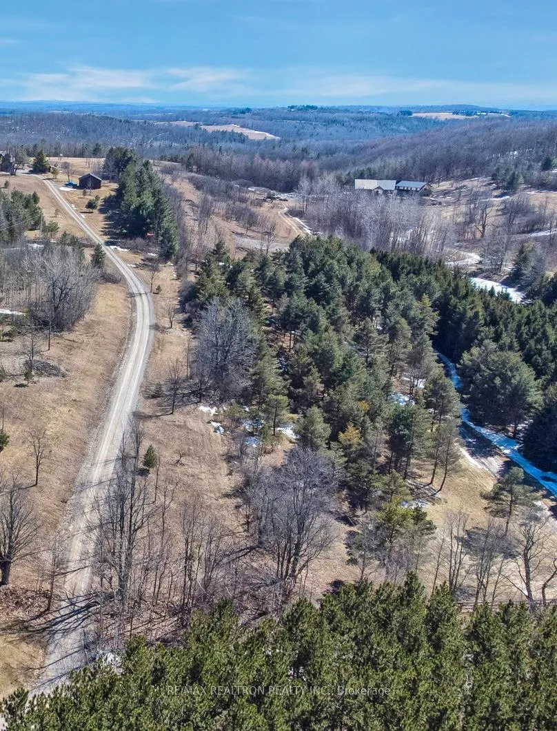 Photo 3 of 283 Bland Line, Cavan Monaghan, Cavan Twp — HOMEH