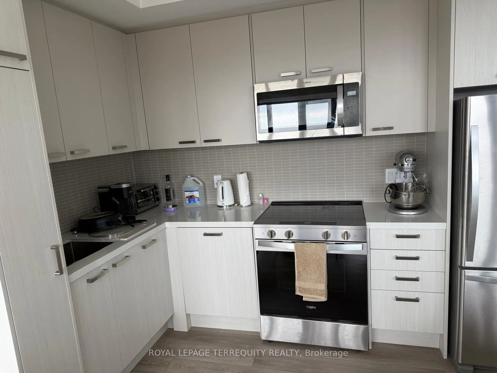 Photo 11 of Unit 3508, 20 Soudan Avenue, Toronto, Mount Pleasant West — HOMEH