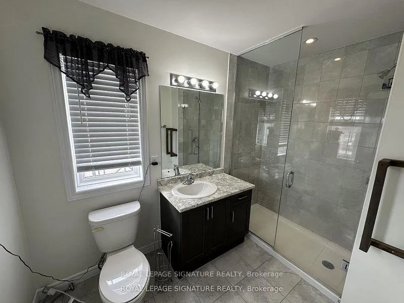 Photo 26 of 40 Kingsborough Dr, Grimsby, Grimsby Escarpment — HOMEH