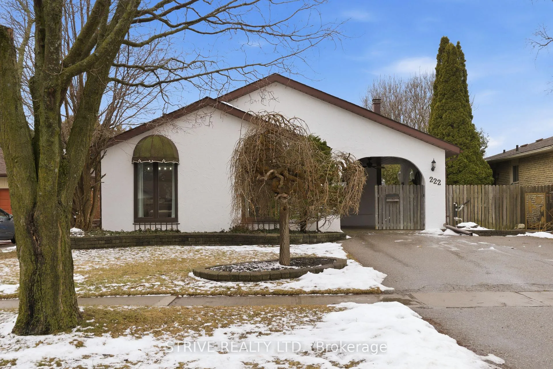 Photo 2 of 222 Athabasca Street, Oshawa, Donevan — HOMEH
