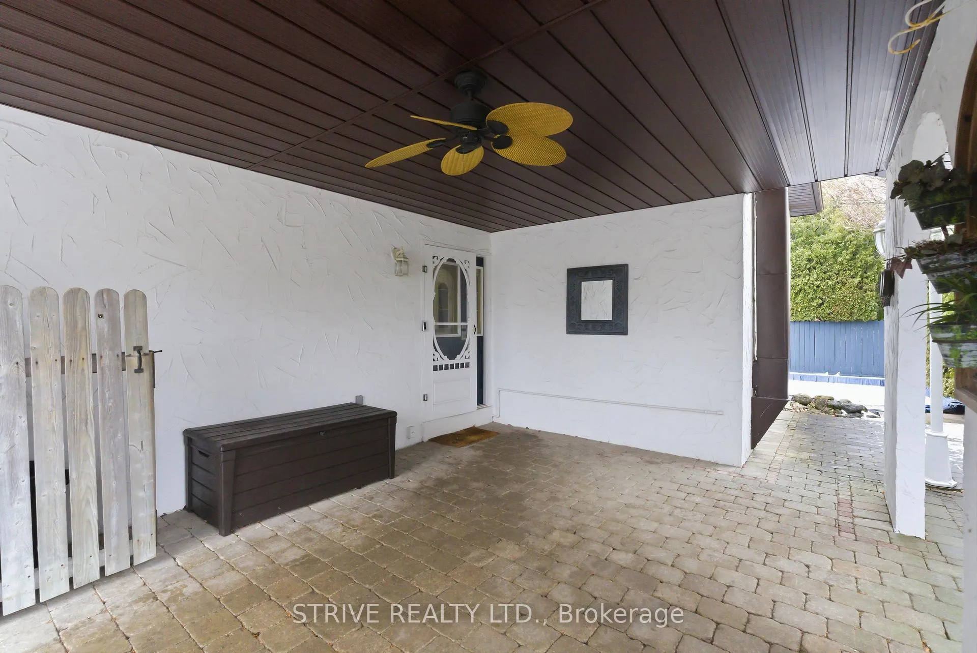 Photo 3 of 222 Athabasca Street, Oshawa, Donevan — HOMEH