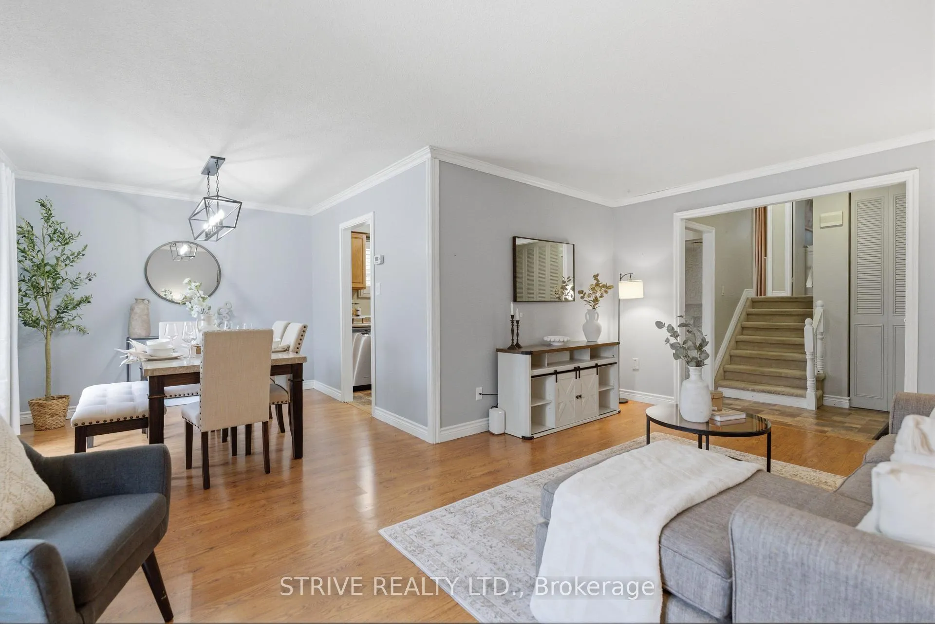 Photo 7 of 222 Athabasca Street, Oshawa, Donevan — HOMEH