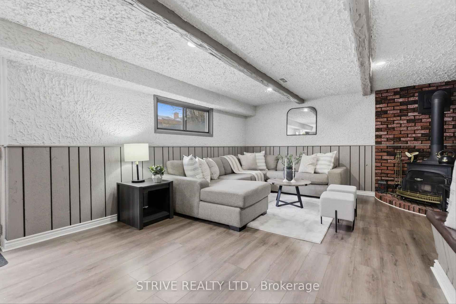 Photo 23 of 222 Athabasca Street, Oshawa, Donevan — HOMEH