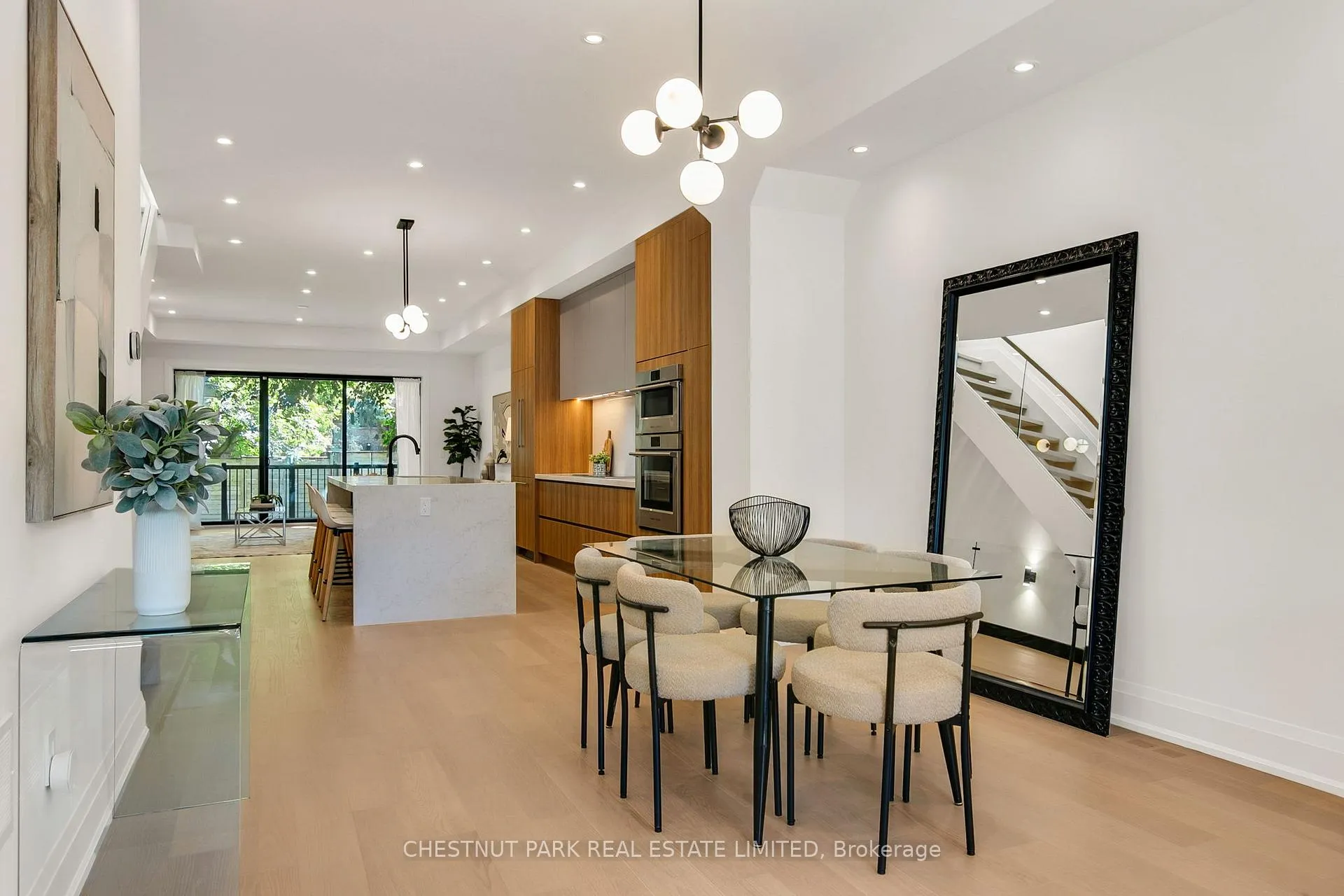 Photo 11 of 1031 Spadina Road, Toronto, Forest Hill North — HOMEH