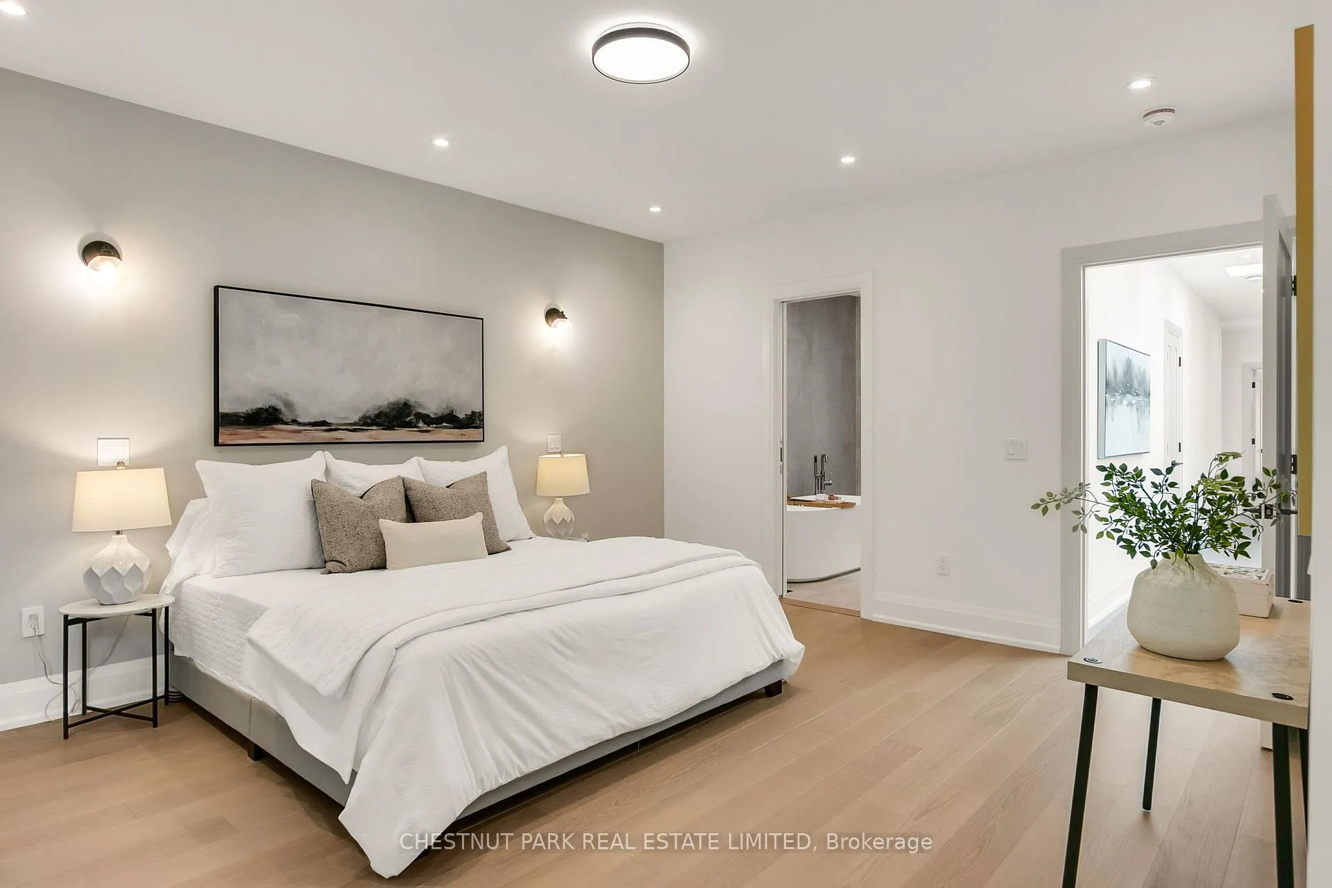 Photo 30 of 1031 Spadina Road, Toronto, Forest Hill North — HOMEH