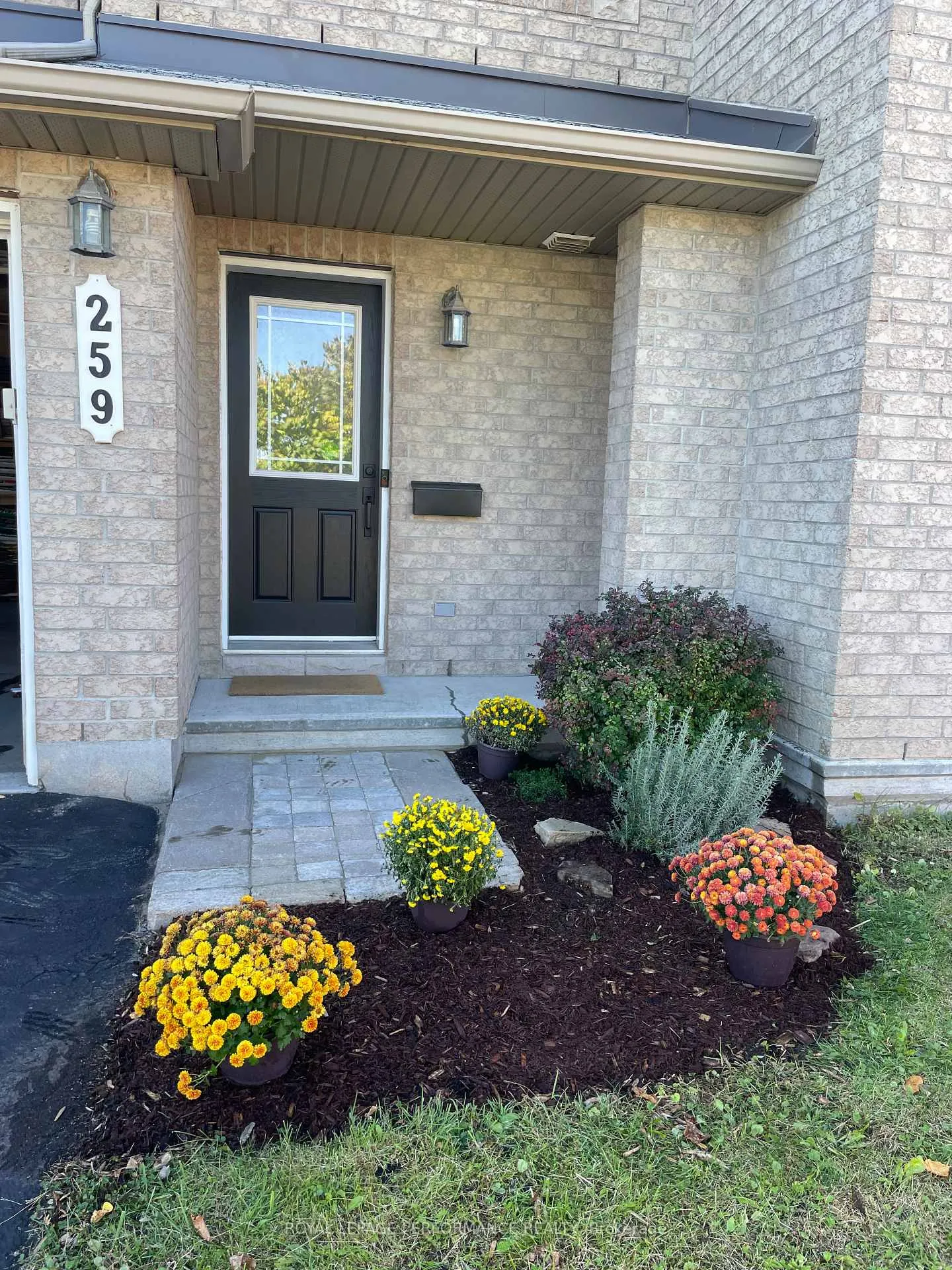 Photo 4 of 259 Wildcliff Way, Ottawa, Avalon East — HOMEH