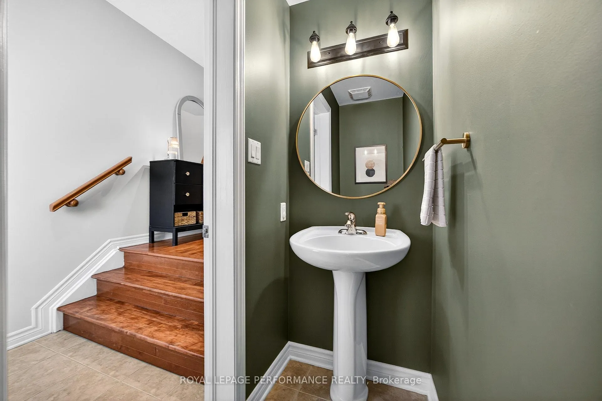 Photo 7 of 259 Wildcliff Way, Ottawa, Avalon East — HOMEH
