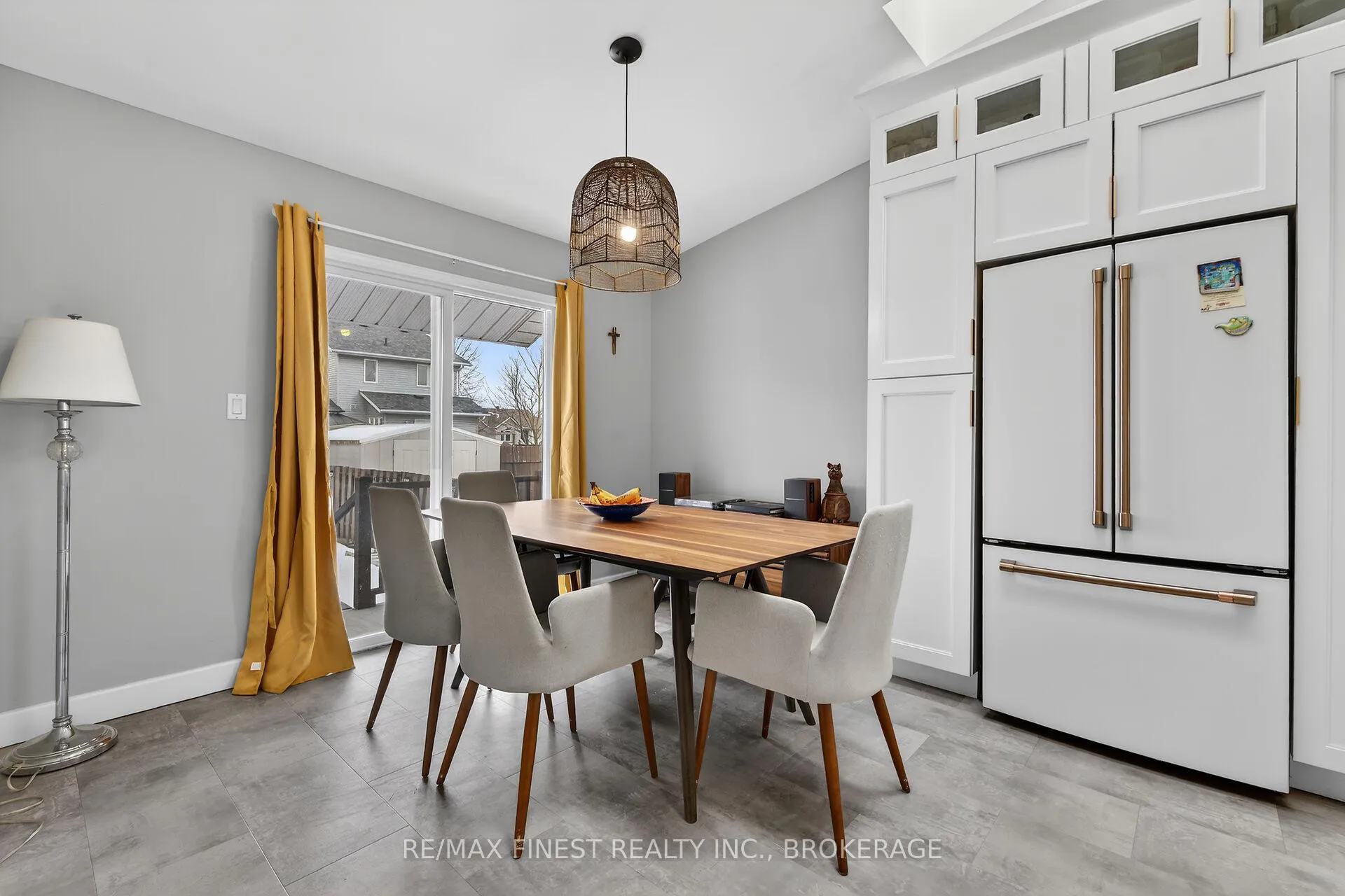 Photo 11 of 604 Freeman Crescent, Kingston, Kingston East (Incl Barret Crt) — HOMEH