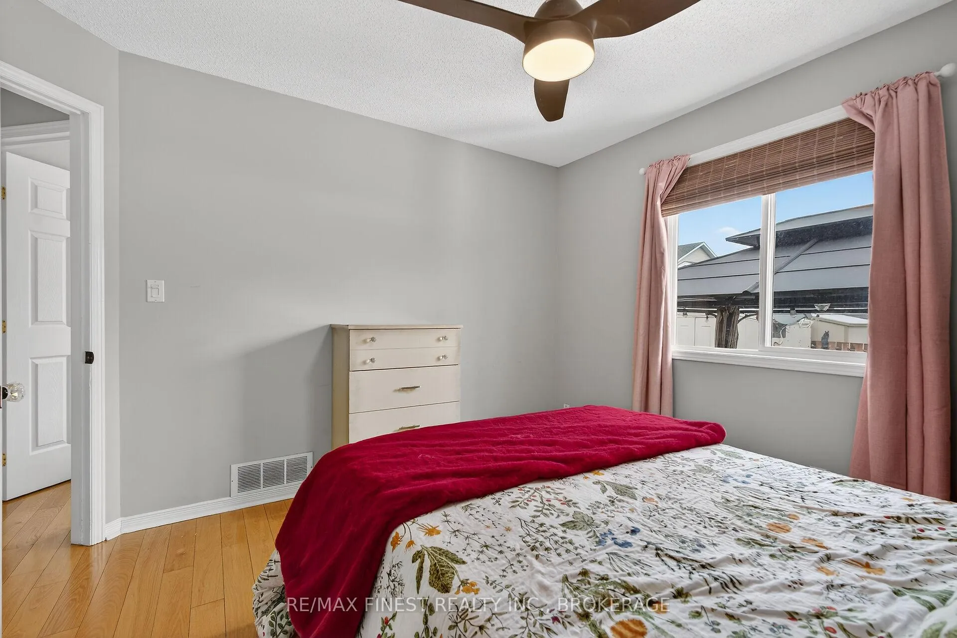Photo 17 of 604 Freeman Crescent, Kingston, Kingston East (Incl Barret Crt) — HOMEH