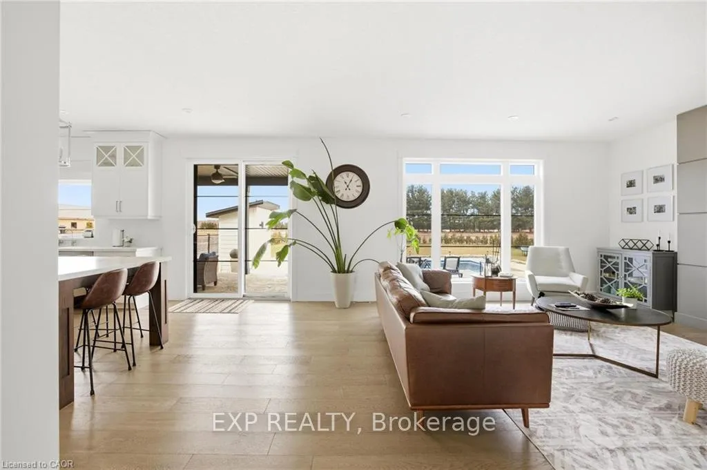 Photo 10 of 8476 Imperial Road, Malahide, Rural Malahide — HOMEH