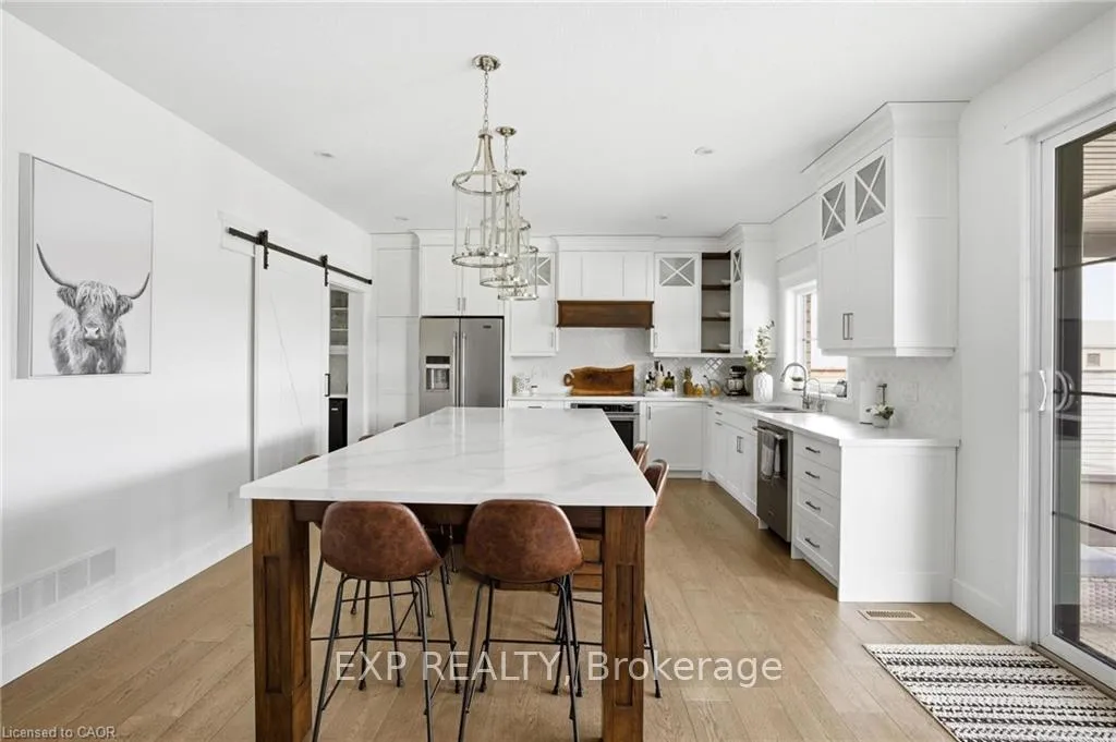 Photo 14 of 8476 Imperial Road, Malahide, Rural Malahide — HOMEH
