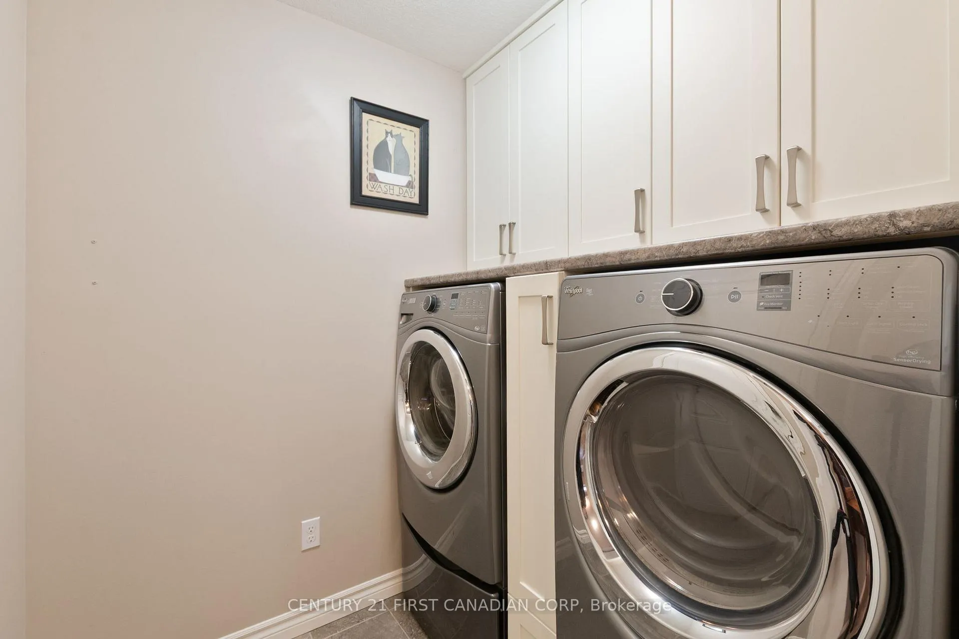 Photo 7 of 23 Blairmont Terrace, St. Thomas — HOMEH