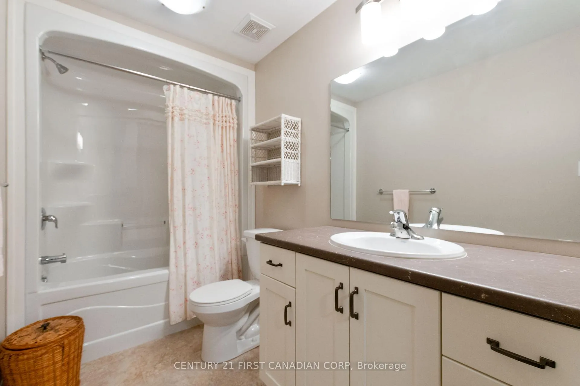 Photo 31 of 23 Blairmont Terrace, St. Thomas — HOMEH