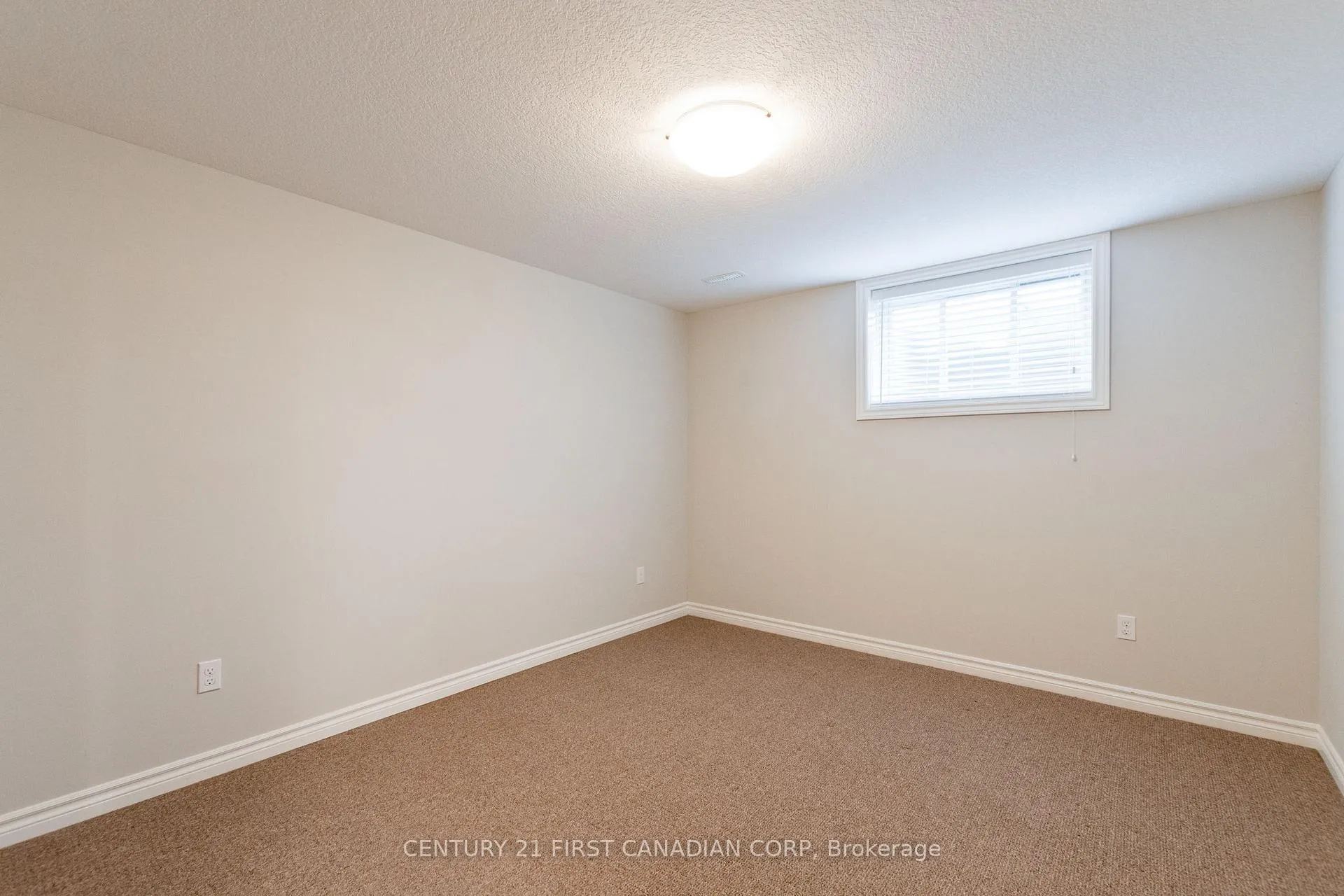 Photo 32 of 23 Blairmont Terrace, St. Thomas — HOMEH