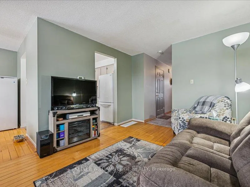 Photo 5 of Unit 31, 51 Paulander Drive, Kitchener — HOMEH