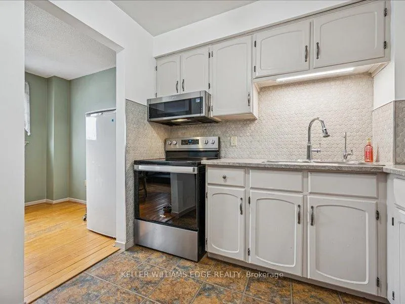 Photo 9 of Unit 31, 51 Paulander Drive, Kitchener — HOMEH