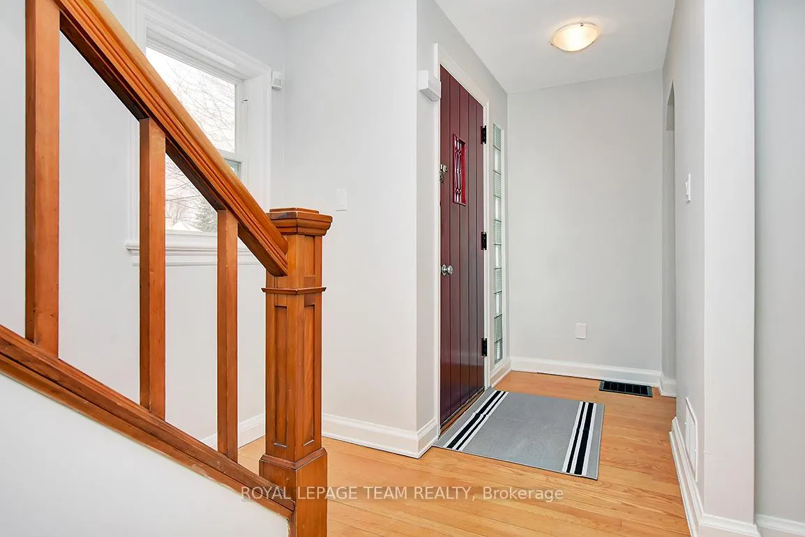 Photo 7 of 1151 Normandy Crescent, Ottawa, Borden Farm/Stewart Farm/Carleton Heights/Parkwood Hills — HOMEH