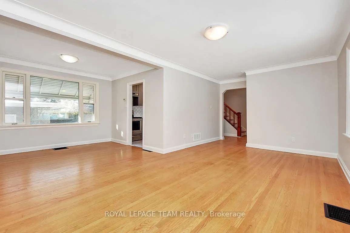 Photo 11 of 1151 Normandy Crescent, Ottawa, Borden Farm/Stewart Farm/Carleton Heights/Parkwood Hills — HOMEH