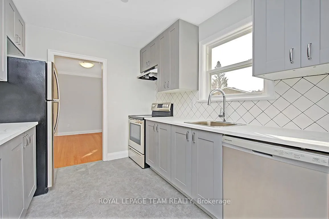 Photo 17 of 1151 Normandy Crescent, Ottawa, Borden Farm/Stewart Farm/Carleton Heights/Parkwood Hills — HOMEH