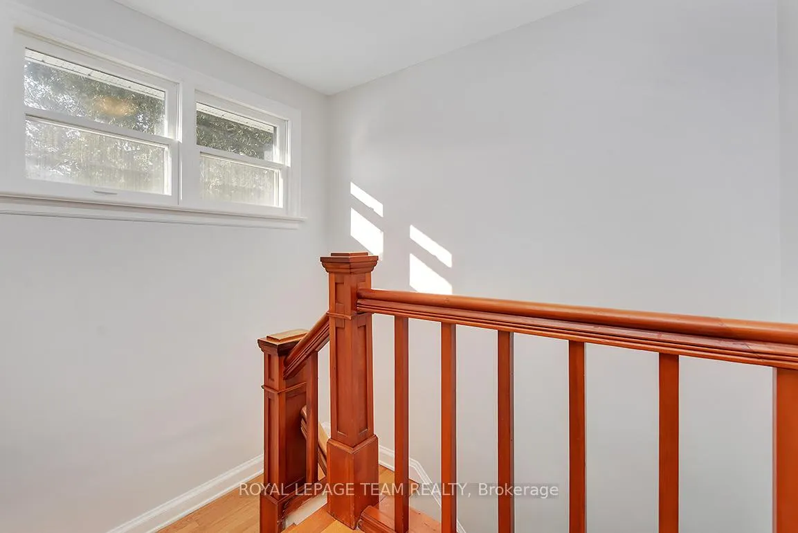 Photo 19 of 1151 Normandy Crescent, Ottawa, Borden Farm/Stewart Farm/Carleton Heights/Parkwood Hills — HOMEH