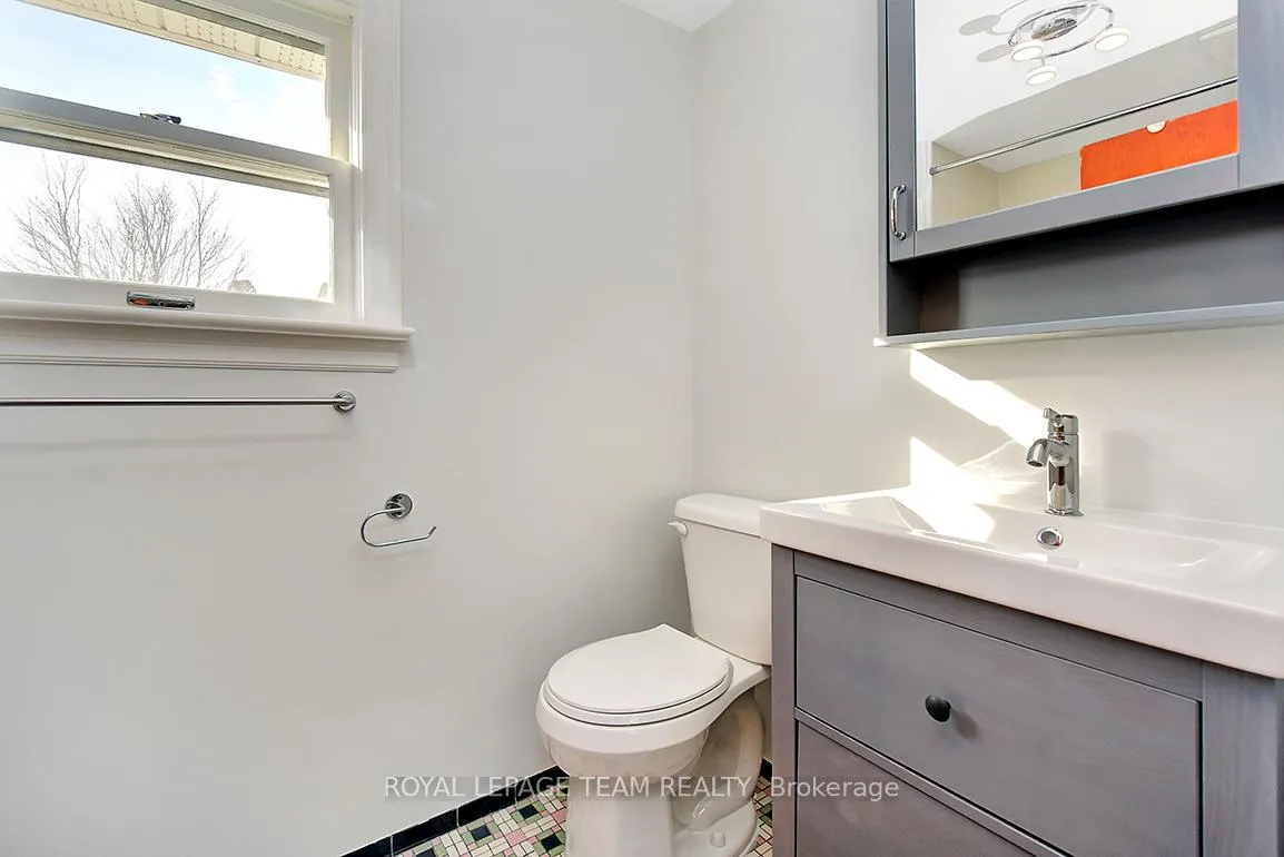 Photo 23 of 1151 Normandy Crescent, Ottawa, Borden Farm/Stewart Farm/Carleton Heights/Parkwood Hills — HOMEH