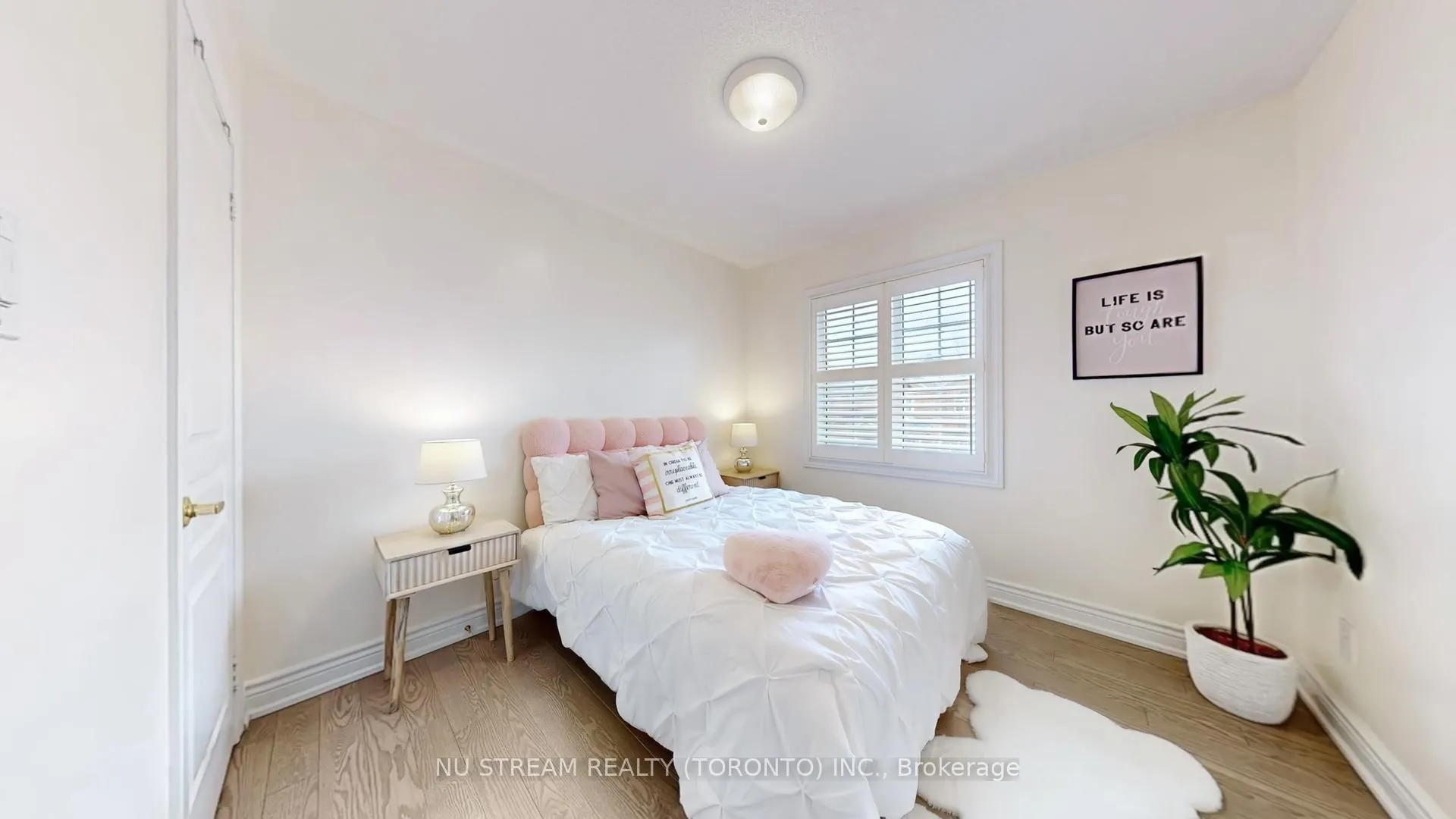 Photo 33 of 18 Radmore Place, Markham, Box Grove — HOMEH