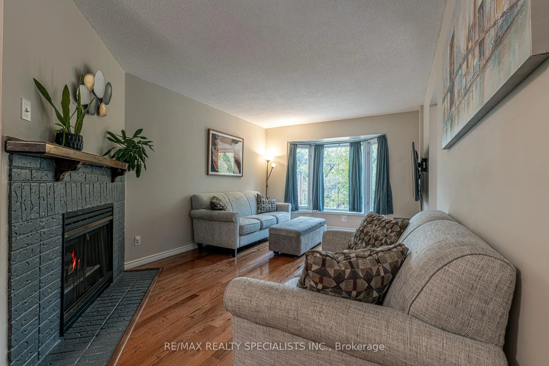 Photo 7 of Unit 13, 2230 Walkers Line, Burlington, Headon — HOMEH