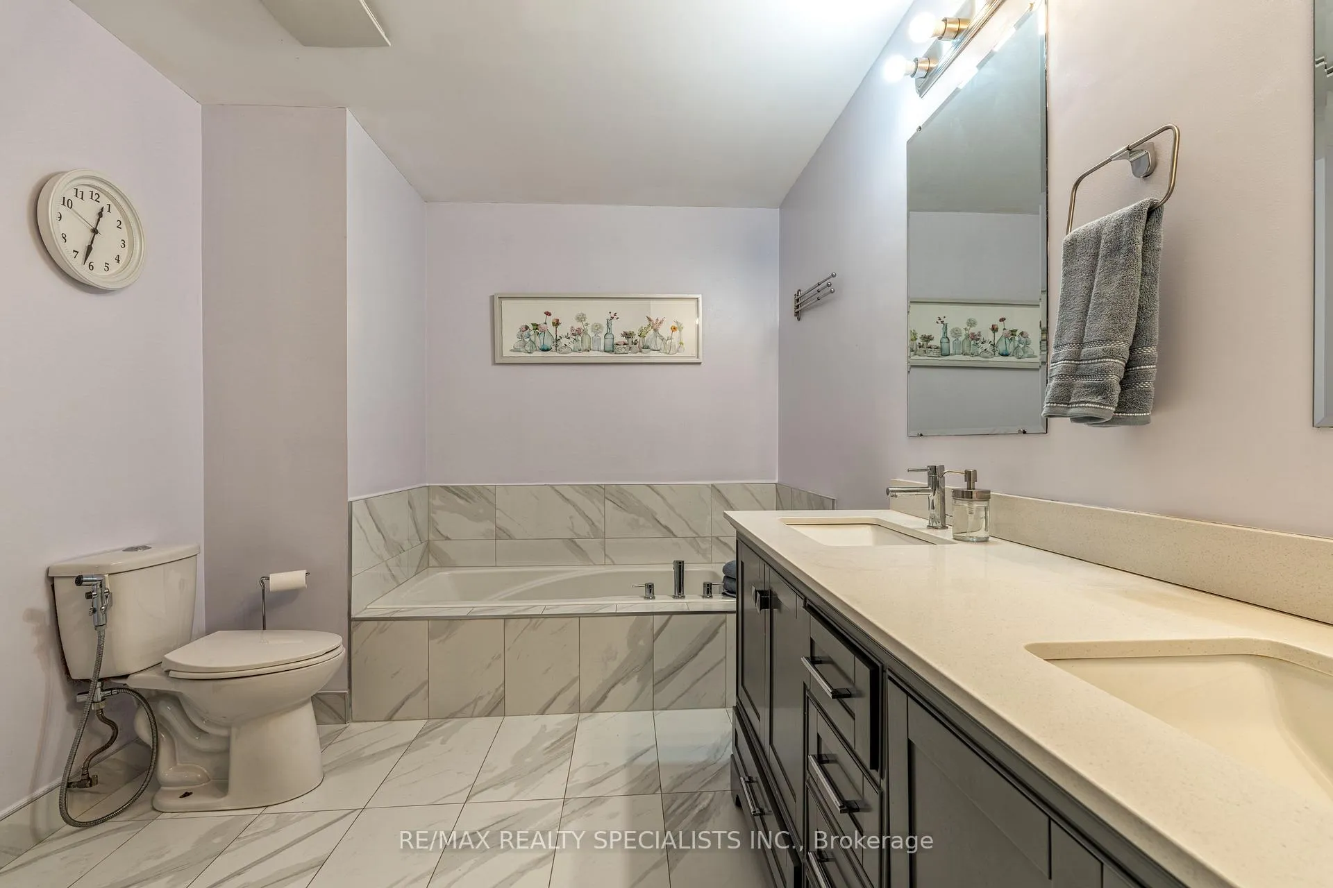 Photo 20 of Unit 13, 2230 Walkers Line, Burlington, Headon — HOMEH