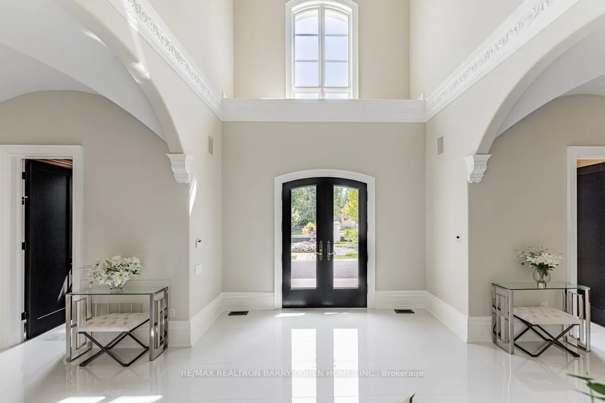 Photo 4 of 31 Thornbank Road, Vaughan, Uplands — HOMEH