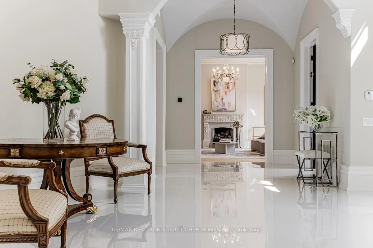 Photo 7 of 31 Thornbank Road, Vaughan, Uplands — HOMEH