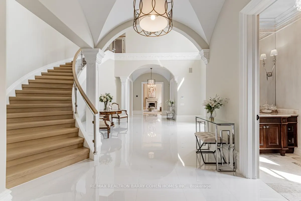 Photo 9 of 31 Thornbank Road, Vaughan, Uplands — HOMEH