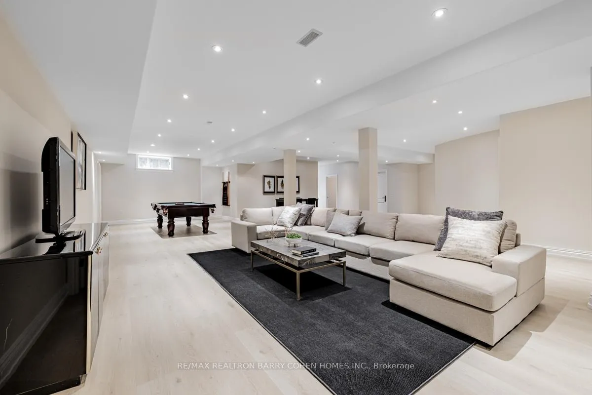 Photo 29 of 31 Thornbank Road, Vaughan, Uplands — HOMEH