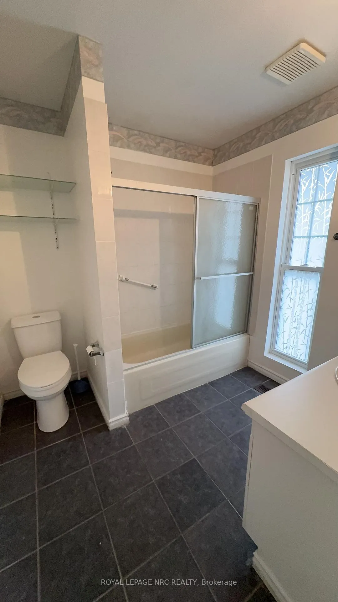 Photo 18 of 6A Pearl Ann Drive, St. Catharines, Glendale/Glenridge — HOMEH