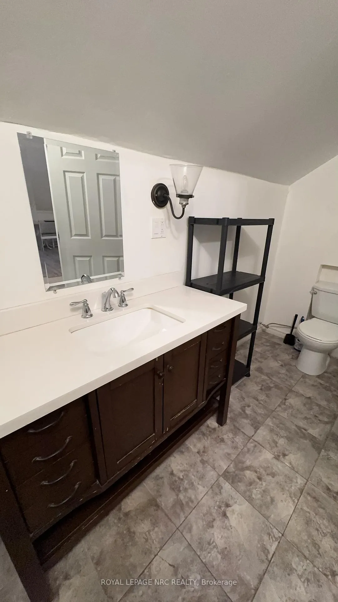 Photo 21 of 6A Pearl Ann Drive, St. Catharines, Glendale/Glenridge — HOMEH