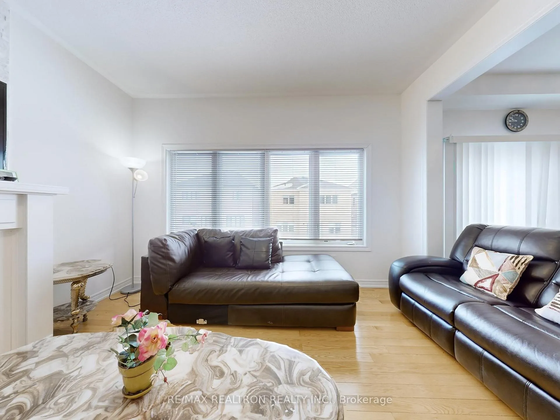 Photo 7 of Unit Upper, 22 Pietrowski Drive, Georgina, Keswick North — HOMEH