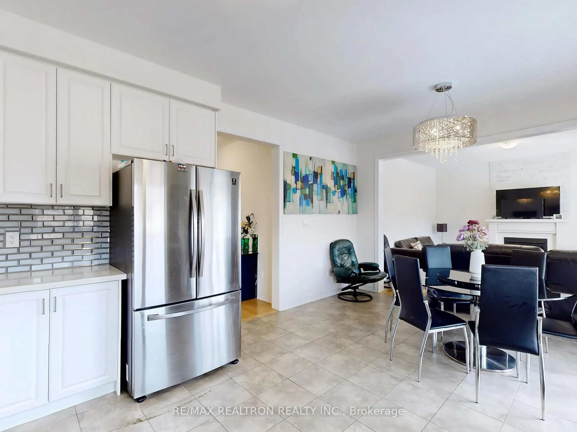 Photo 12 of Unit Upper, 22 Pietrowski Drive, Georgina, Keswick North — HOMEH