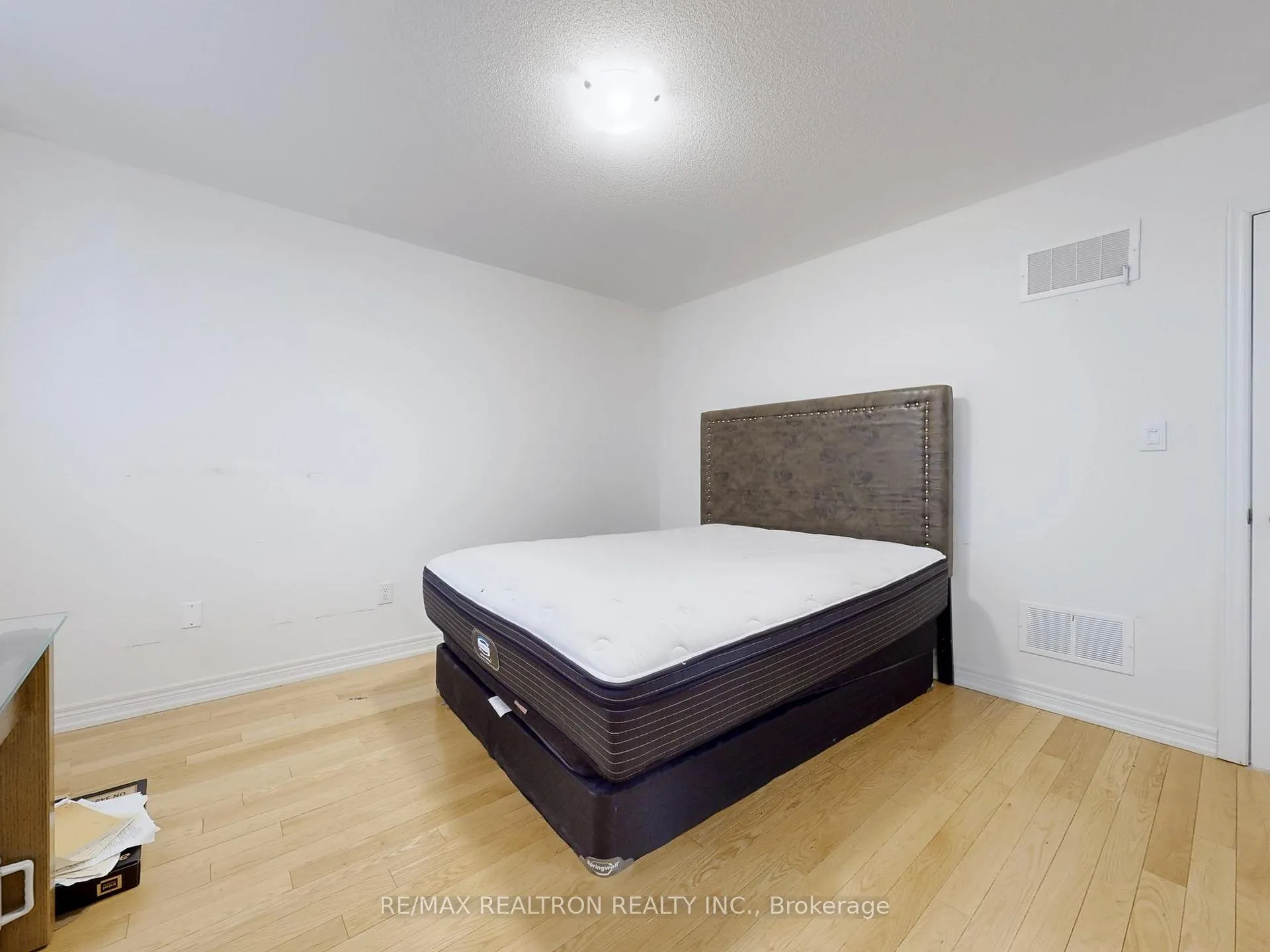 Photo 38 of Unit Upper, 22 Pietrowski Drive, Georgina, Keswick North — HOMEH