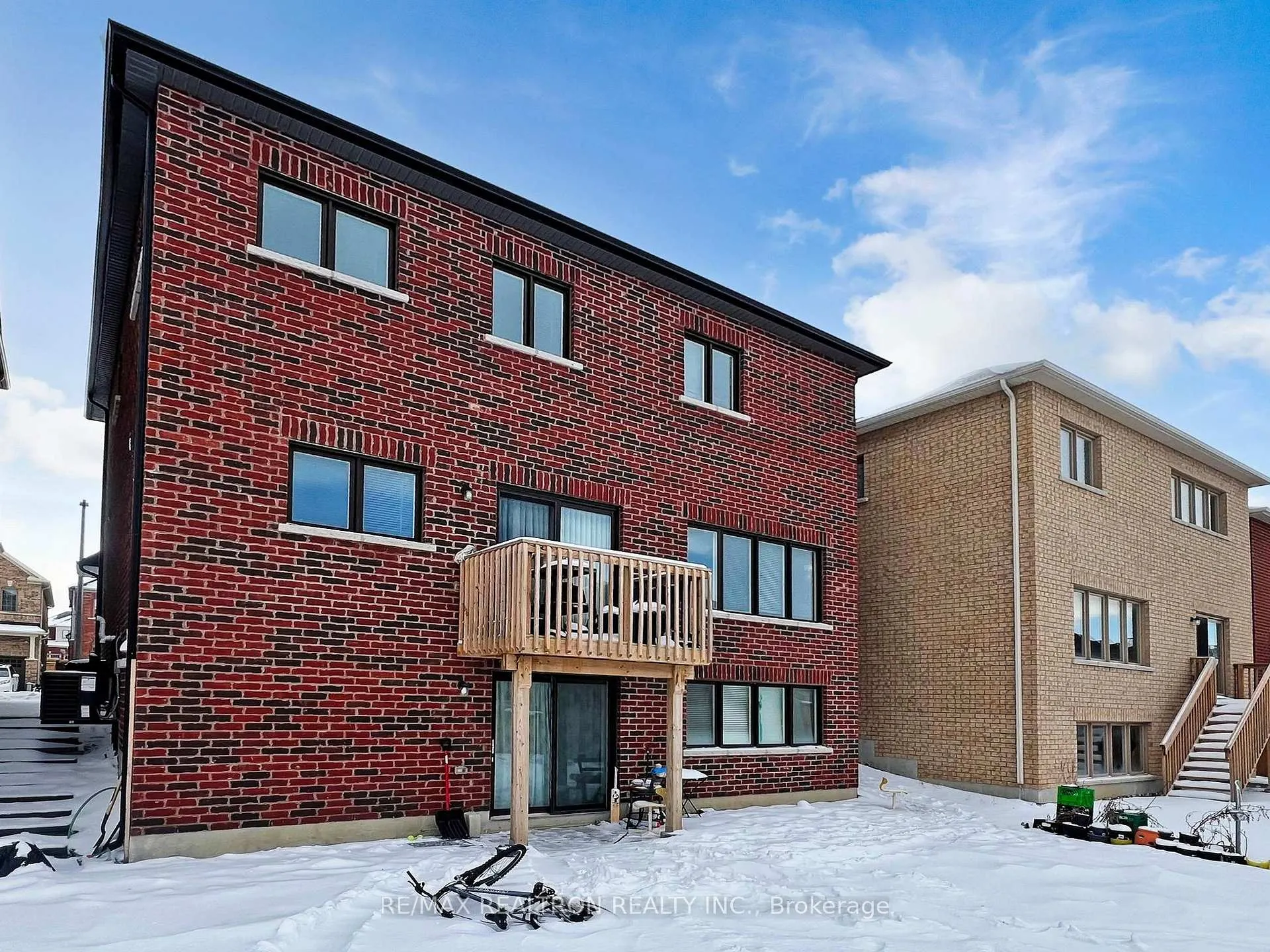 Photo 45 of Unit Upper, 22 Pietrowski Drive, Georgina, Keswick North — HOMEH