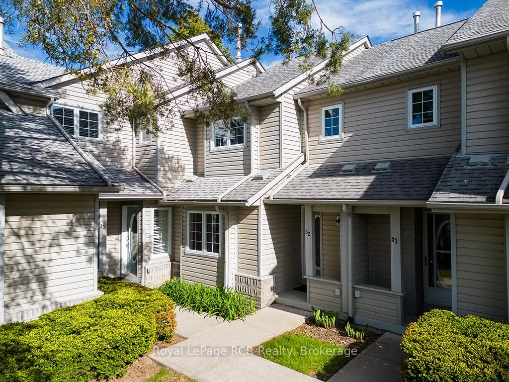 Photo 3 of Unit Unit #32, 162 Settlers Way, Blue Mountains — HOMEH
