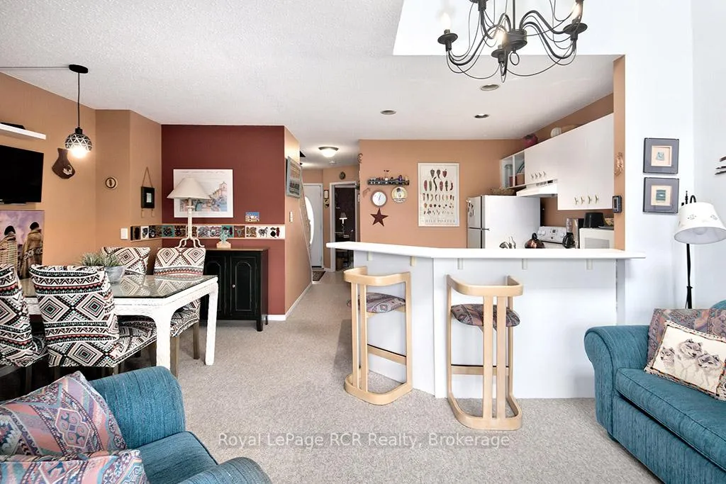 Photo 14 of Unit Unit #32, 162 Settlers Way, Blue Mountains — HOMEH