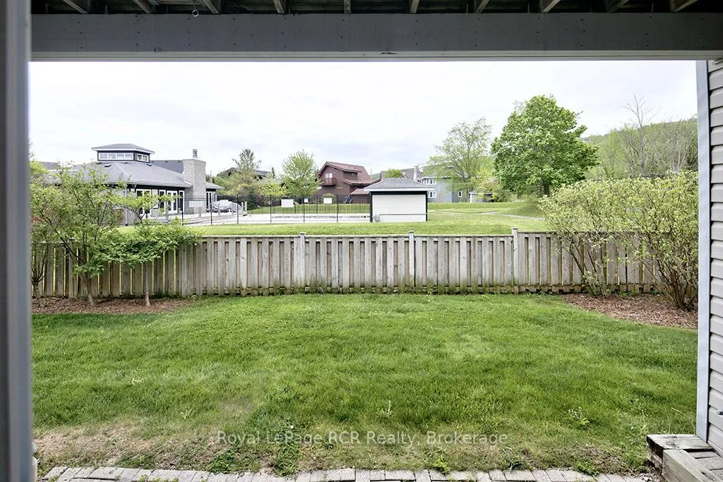 Photo 29 of Unit Unit #32, 162 Settlers Way, Blue Mountains — HOMEH