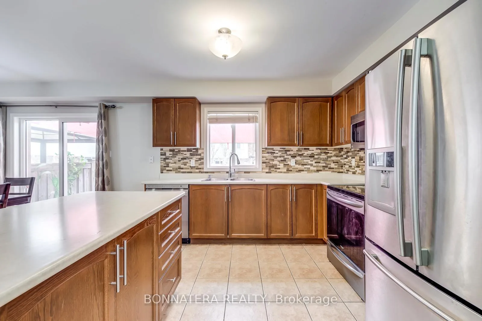 Photo 15 of 411 Hobbs Crescent, Milton, Clarke — HOMEH